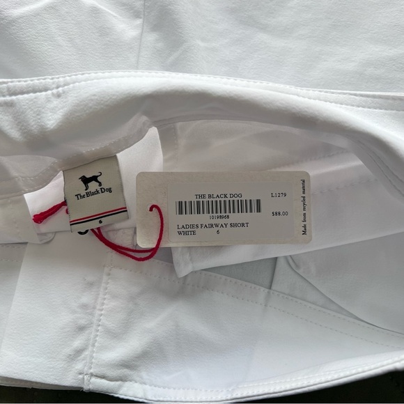 ***NWT***The Black Dog Ladies Fairway Shorts color White - Picture 3 of 7